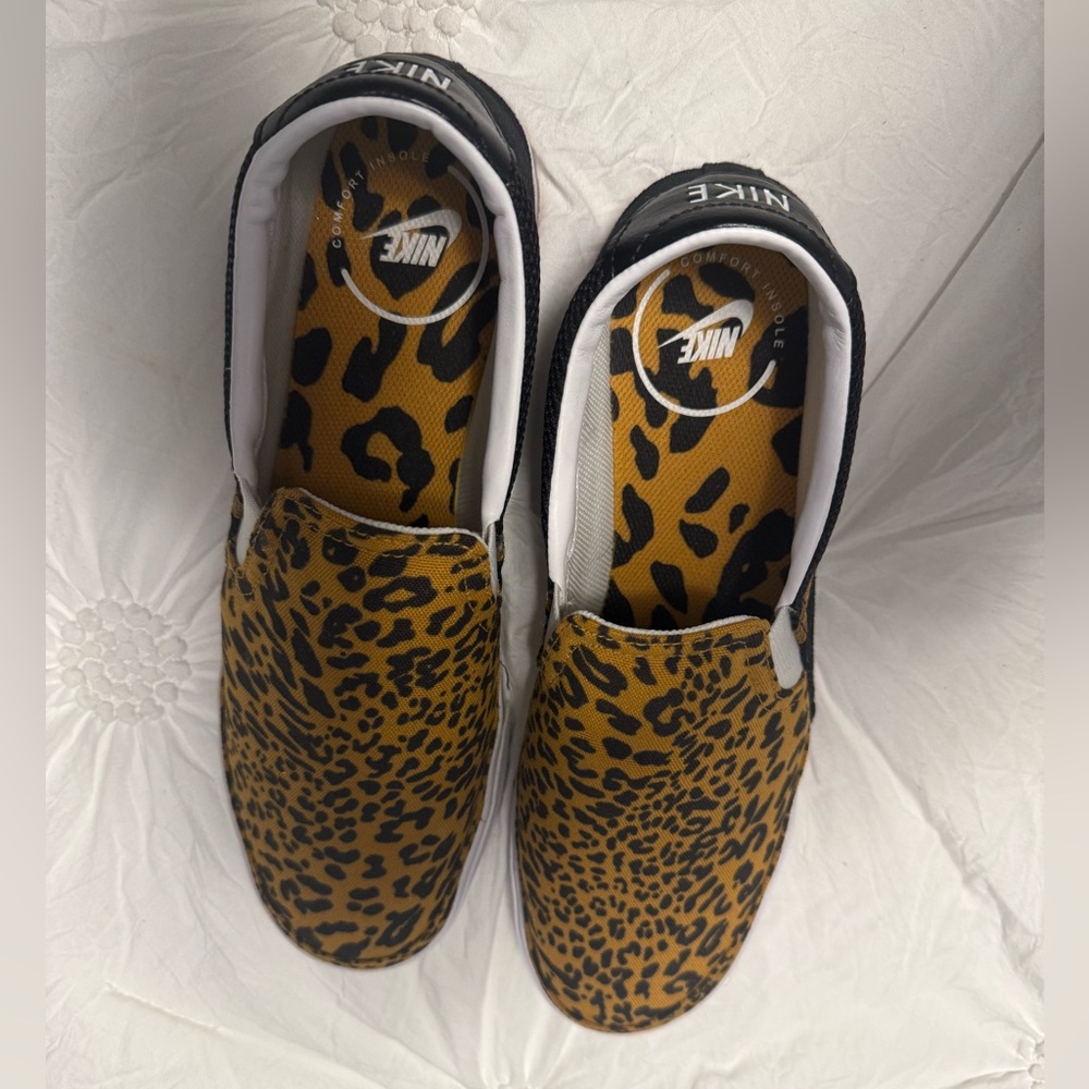 Nike Court Legacy Leopard slip on casual shoes, DJ59538 001 size 11 new w/o box